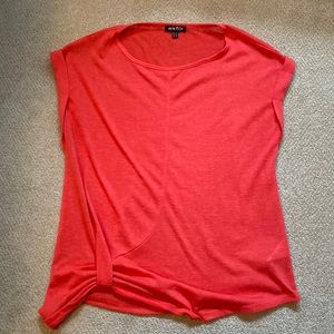 Coral polyester t-shirt